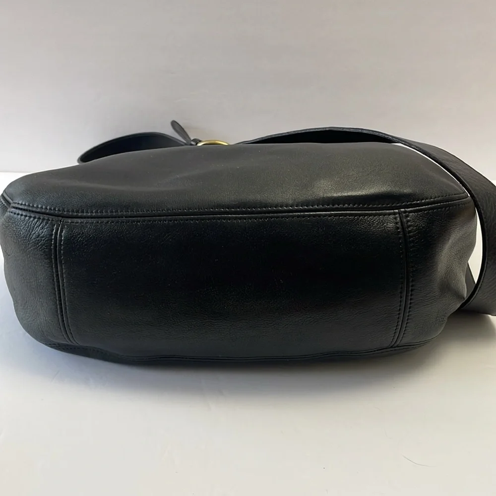 Coach Vintage Soho Zip Hobo Black